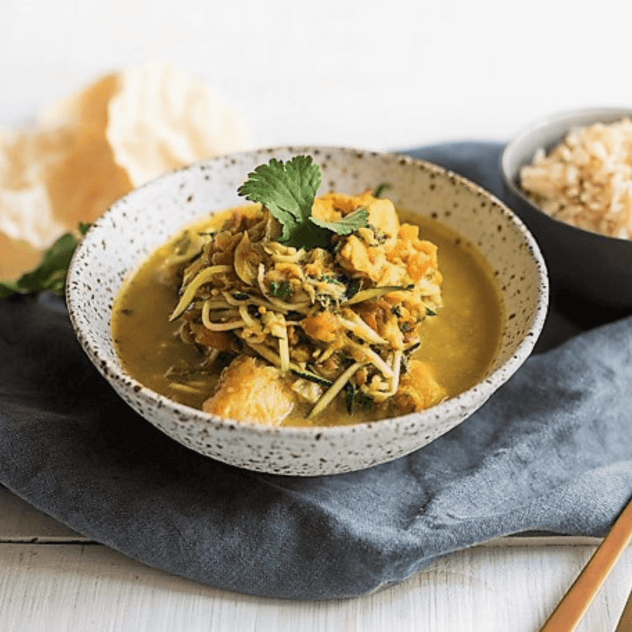 Aromatic Fish Curry w/ Fresh Turmeric, Tomato & Brown Rice, Gluten free, lactose free, pescatarian. 