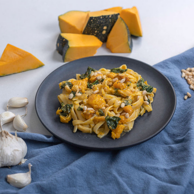 Vegetarian pumpkin fettuccine (350g) with roasted pumpkin, spinach and pine nuts in a creamy sauce, gluten free.